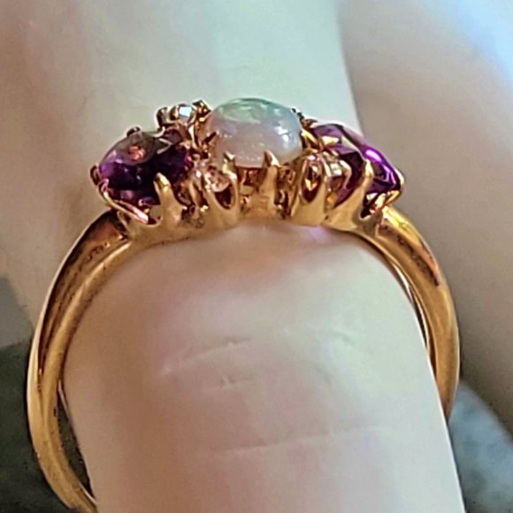 10K Gold Ring with Opel, Diamonds, and Amethyst Stones - Picture 8 of 12